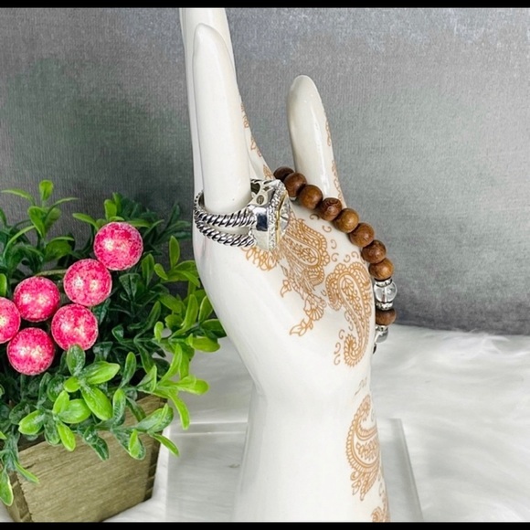 JEWELRY HOLDER Hand Decor Boho Display Tattooed henna hand jewelry display - Picture 9 of 14